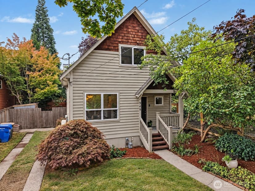 Property photo for 949 25th Avenue S, Seattle