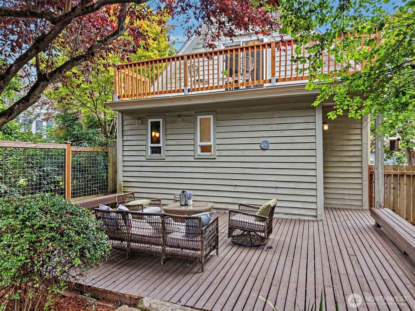 Property photo for 949 25th Avenue S, Seattle photo 29
