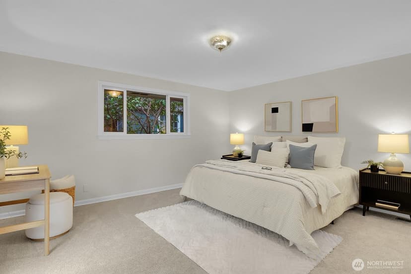 Property photo for 10527 23rd Avenue NE, Seattle photo 13