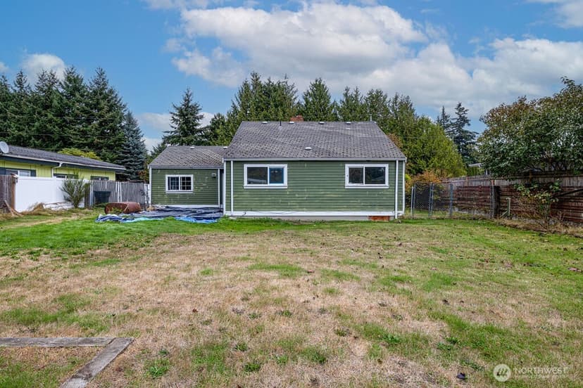 Property photo for 31227 7th Avenue S, Federal Way photo 6