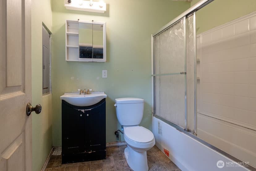 Property photo for 31227 7th Avenue S, Federal Way photo 25