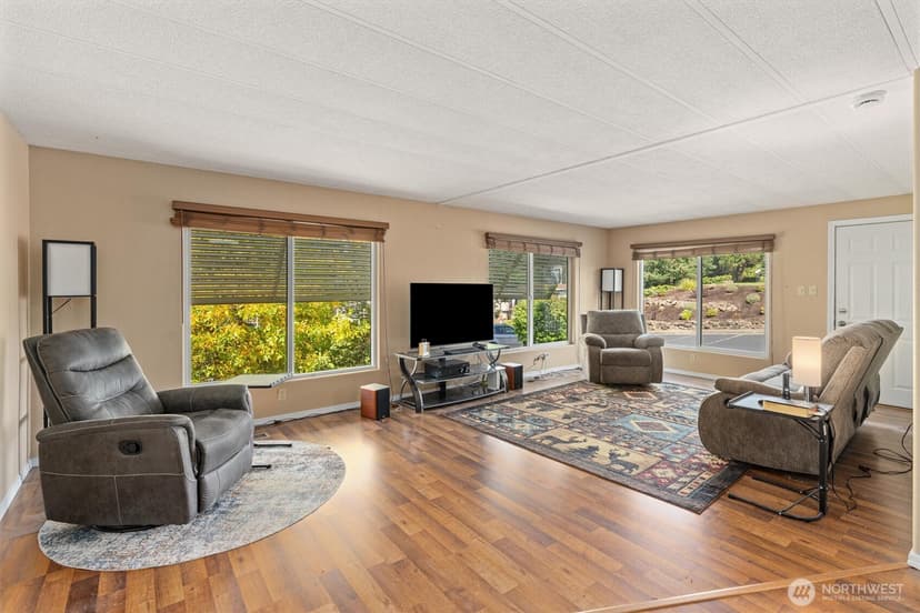Property photo for 22023 107th Avenue SE #88, Kent photo 17