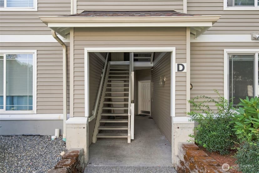 Property photo for 10025 9th Avenue W #D102, Everett photo 2