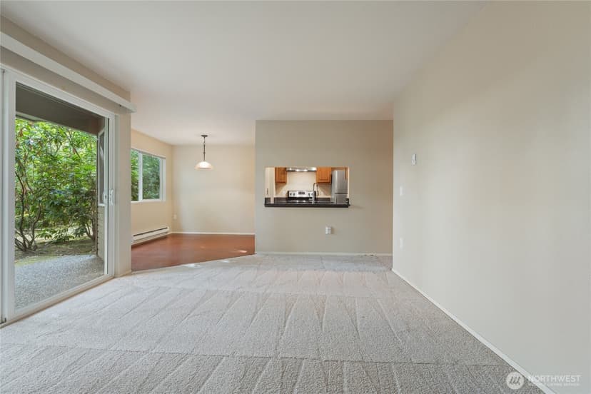 Property photo for 14620 NE 35th Street #105, Bellevue photo 4
