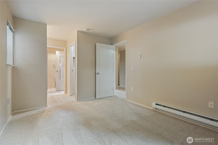 Property photo for 14620 NE 35th Street #105, Bellevue photo 18