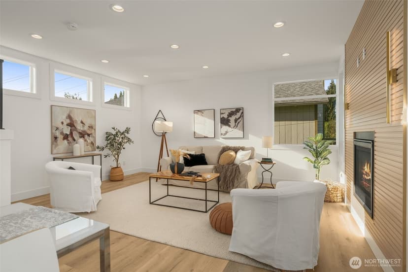 Property photo for 9251 Palatine Avenue N, Seattle photo 12