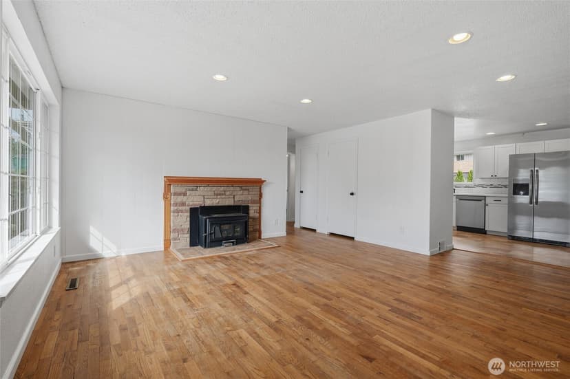 Property photo for 1930 NE Virginia Street, Bremerton photo 6