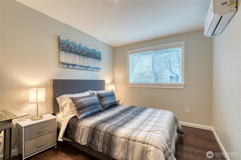 Property photo for 14213 Admiralty Way, Lynnwood photo 17