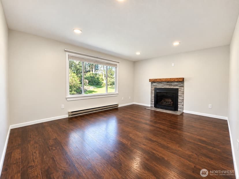 Property photo for 14213 Admiralty Way, Lynnwood photo 21