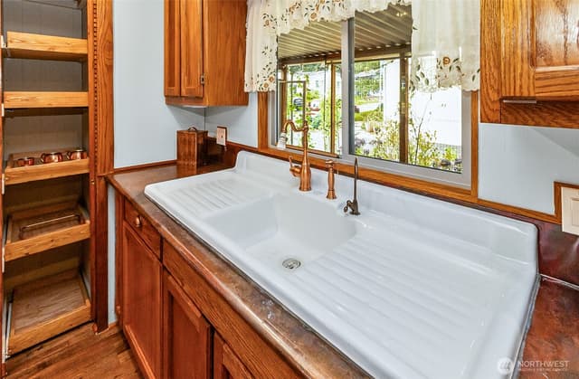 Property photo for 815 124th Street SW #10, Everett photo 5