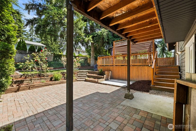 Property photo for 13236 NE 129th Place, Kirkland photo 31