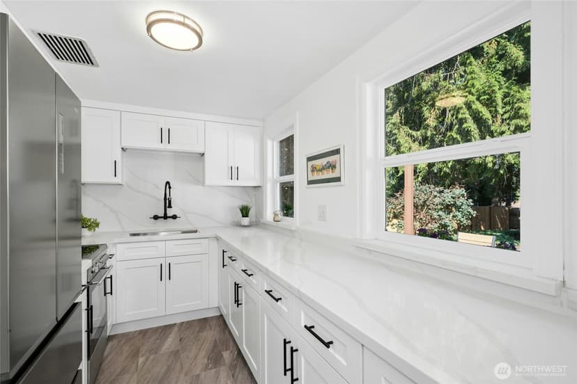 Property photo for 11448 69th Place S, Seattle photo 9