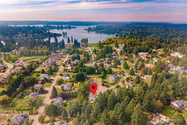 Property photo for 21611 22nd Street E, Lake Tapps photo 3