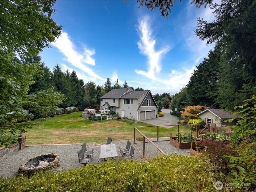 Property photo for 21611 22nd Street E, Lake Tapps photo 4