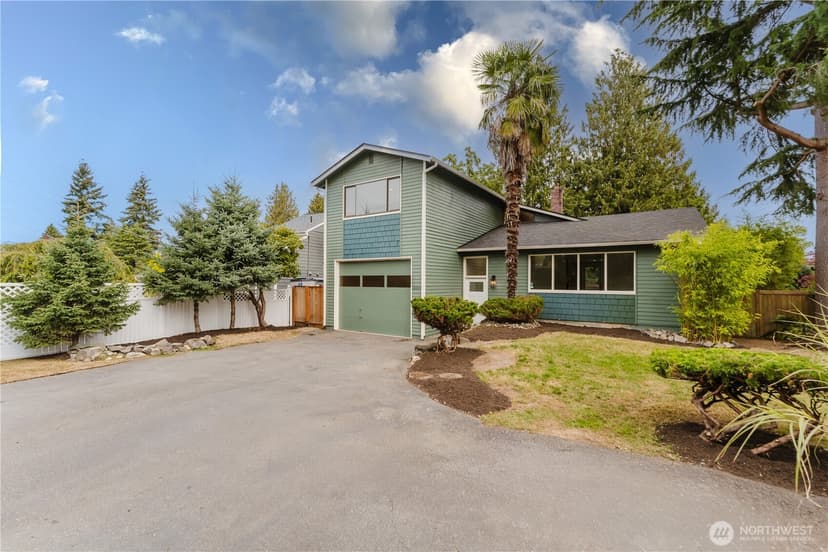 Property photo for 10050 13th Avenue NW, Seattle photo 2