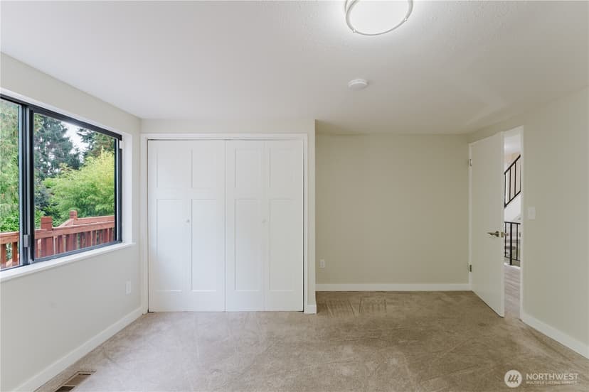 Property photo for 10050 13th Avenue NW, Seattle photo 18