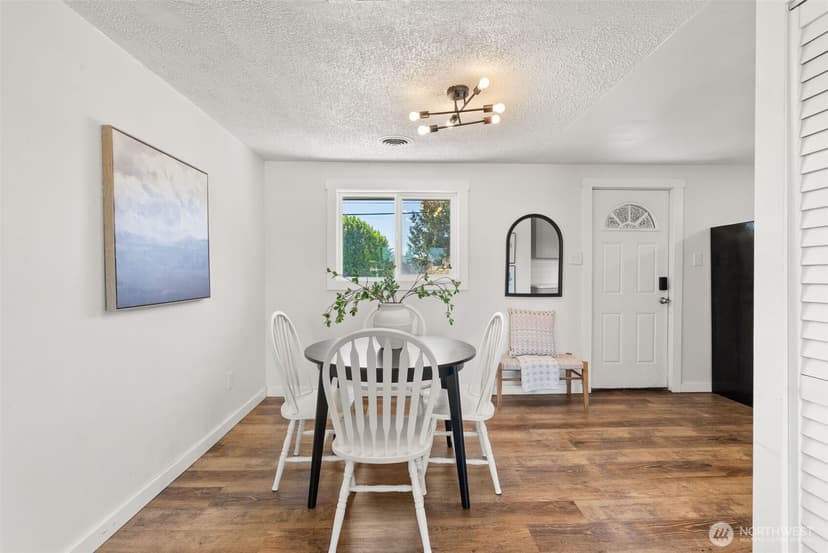 Property photo for 10224 Lila Lane SW, Lakewood photo 14