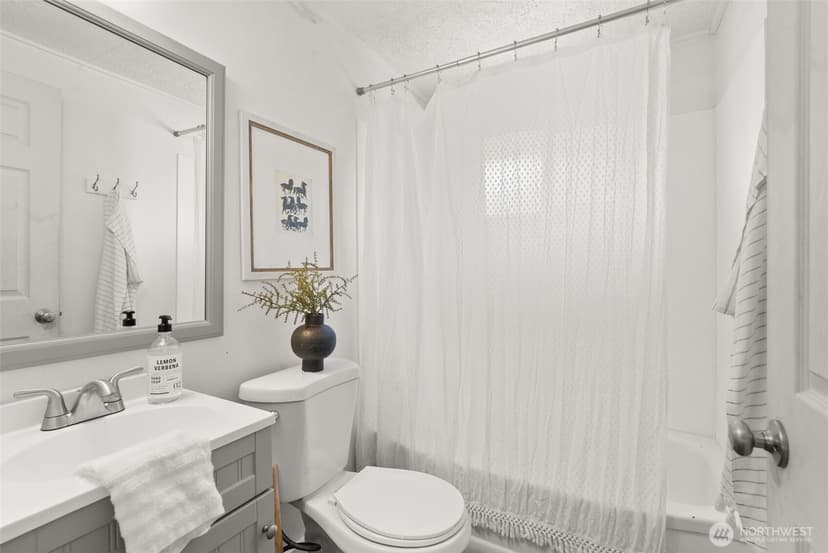 Property photo for 10224 Lila Lane SW, Lakewood photo 17