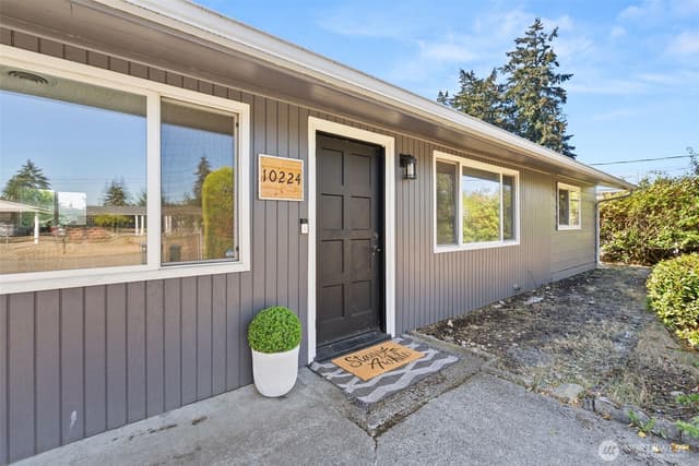 Property photo for 10224 Lila Lane SW, Lakewood photo 5