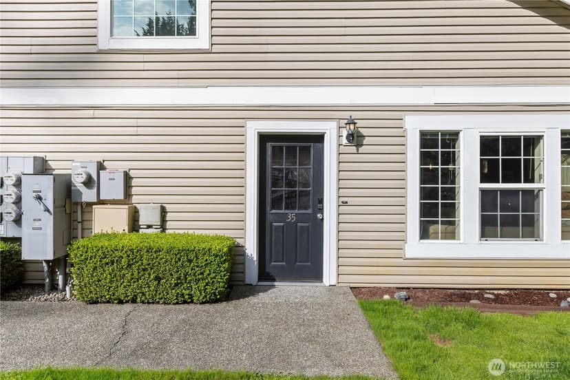 Property photo for 10511 140th Street Ct E #35, Puyallup photo 4