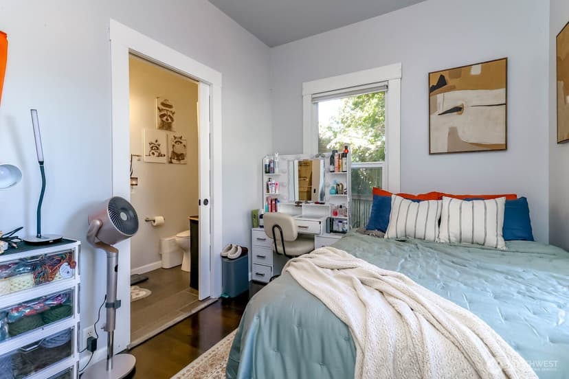 Property photo for 4516 S Mead Street, Seattle photo 12