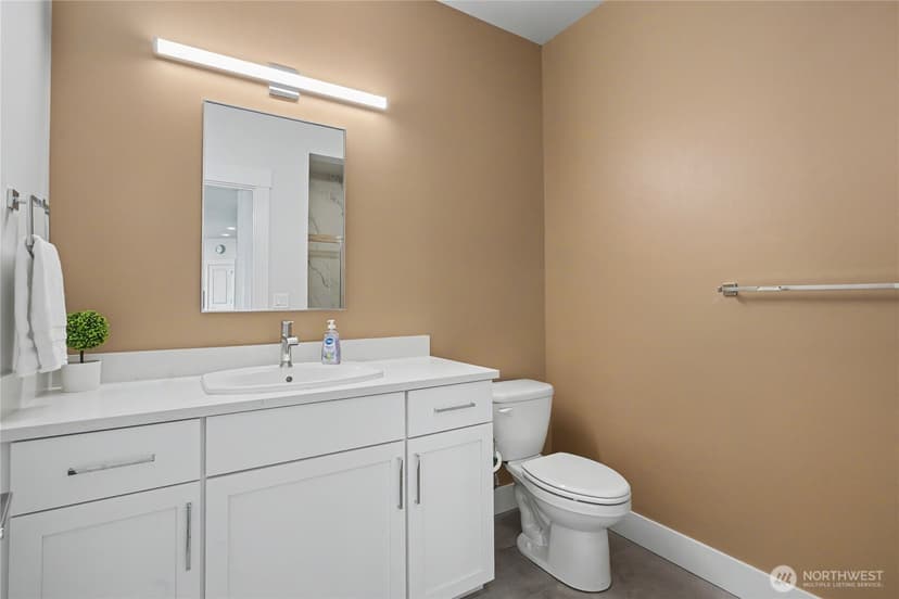 Property photo for 1427 114th Avenue E, Edgewood photo 14