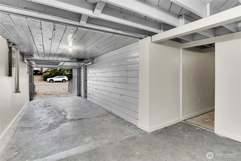 Property photo for 2157 Dexter Avenue N, Seattle photo 23