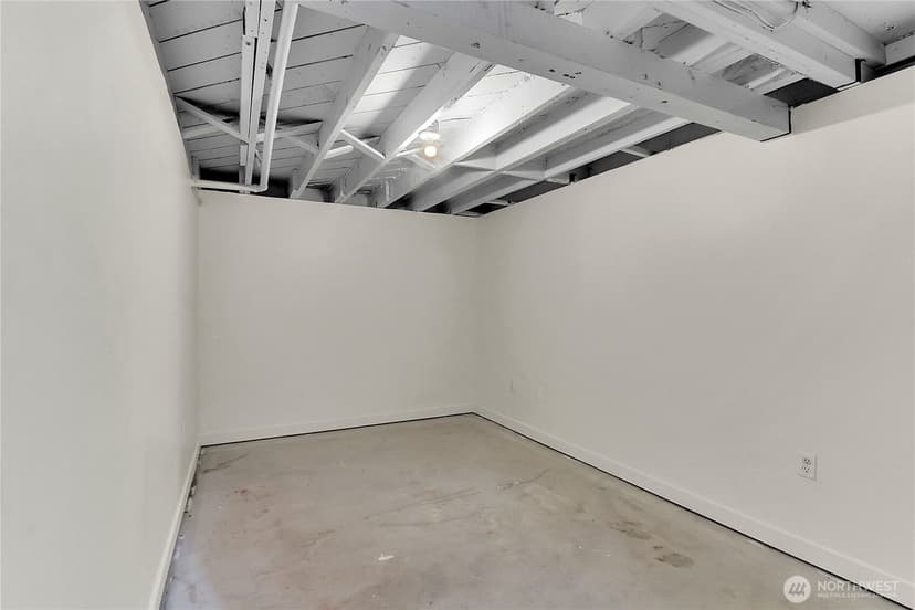 Property photo for 2157 Dexter Avenue N, Seattle photo 25