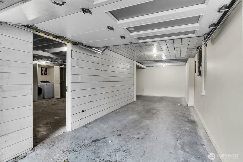 Property photo for 2157 Dexter Avenue N, Seattle photo 24