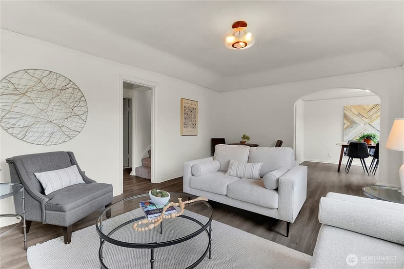 Property photo for 2157 Dexter Avenue N, Seattle photo 11