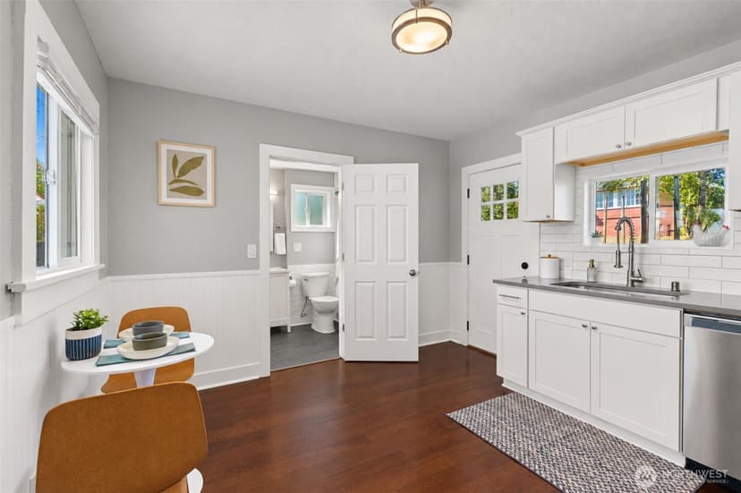 Property photo for 8143 10th Avenue SW, Seattle photo 15