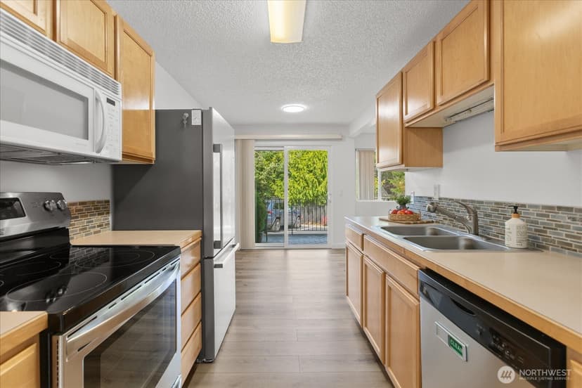 Property photo for 330 Elm Street #205, Everett photo 13