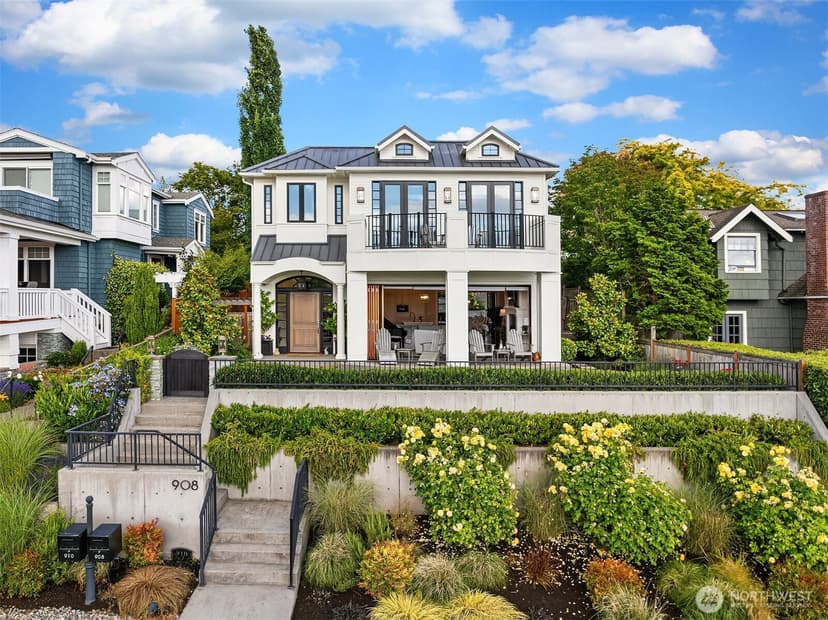 Property photo for 908 1st Street, Kirkland