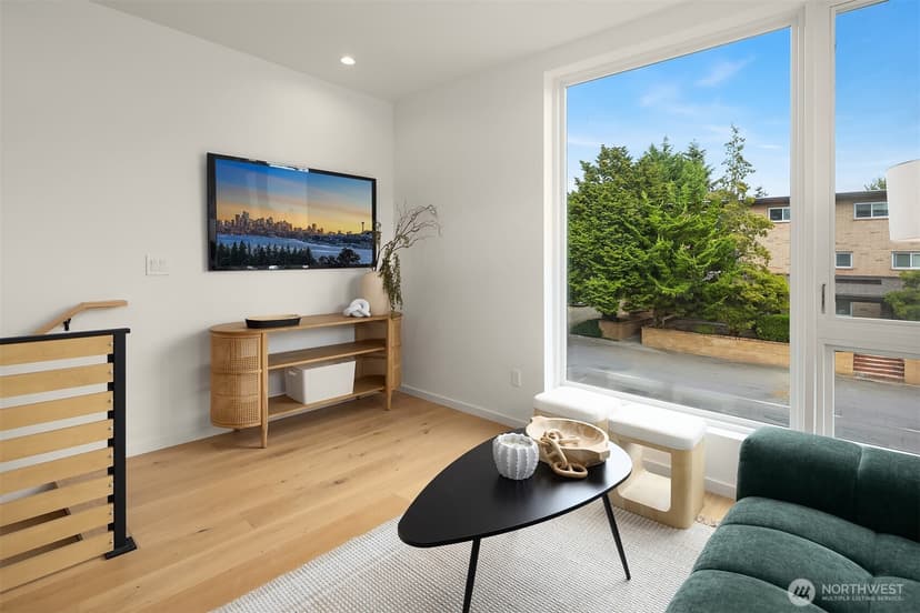 Property photo for 5251 California Avenue SW, Seattle photo 9