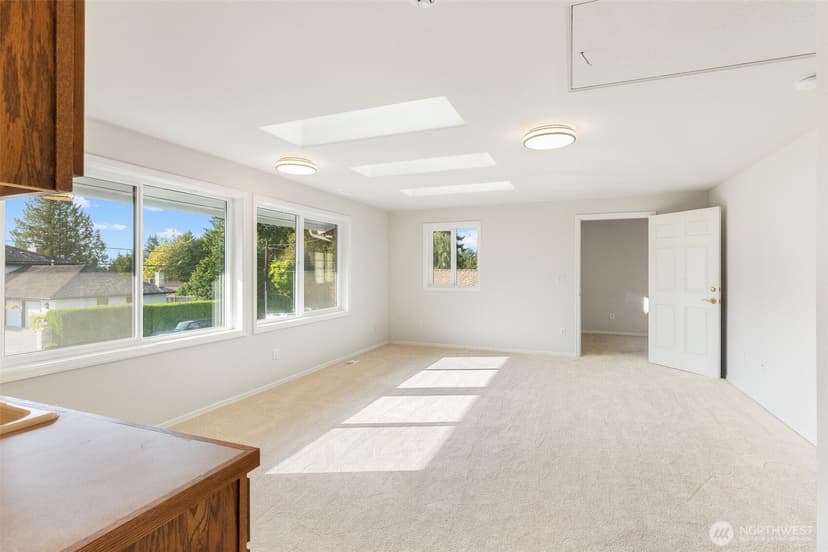 Property photo for 18805 94th Avenue W, Edmonds photo 34