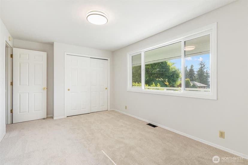Property photo for 18805 94th Avenue W, Edmonds photo 30