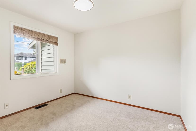 Property photo for 18805 94th Avenue W, Edmonds photo 18