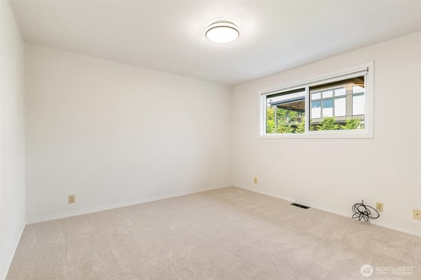 Property photo for 18805 94th Avenue W, Edmonds photo 29