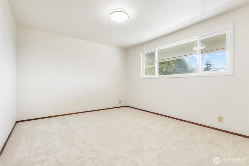 Property photo for 18805 94th Avenue W, Edmonds photo 28