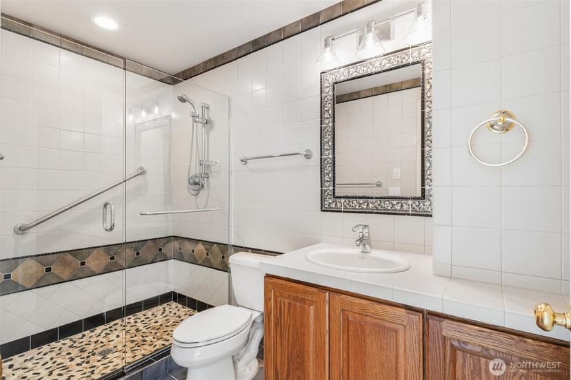 Property photo for 18805 94th Avenue W, Edmonds photo 32