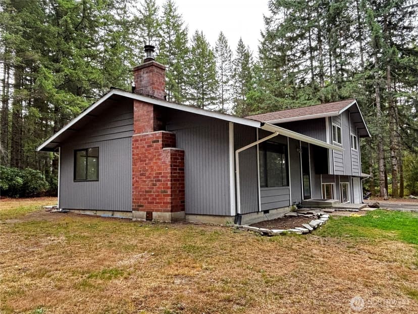 Property photo for 11951 Helena Trail SW, Port Orchard photo 4