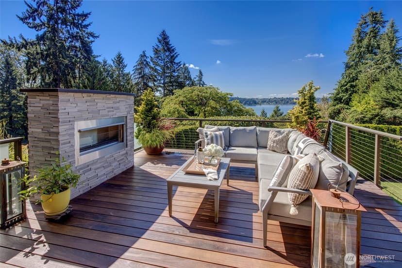 Property photo for 4140 Boulevard Place, Mercer Island photo 2