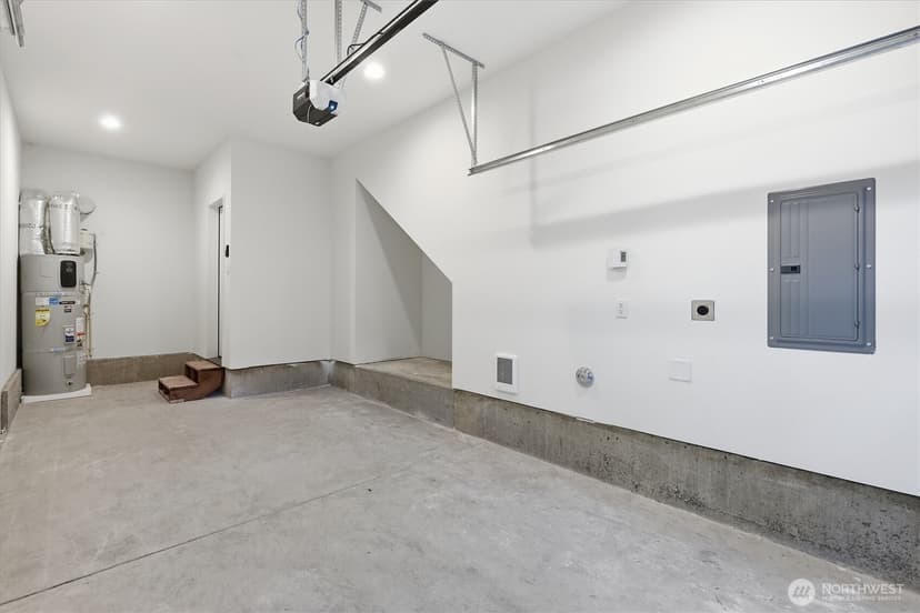 Property photo for 13353 25th Avenue NE, Seattle photo 21