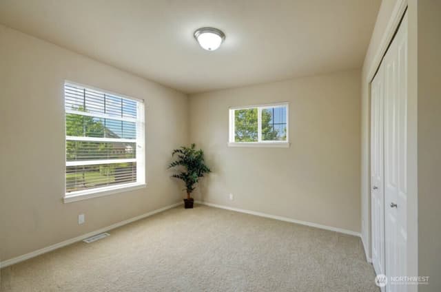 Property photo for 19130 NE 65th Way, Redmond photo 4