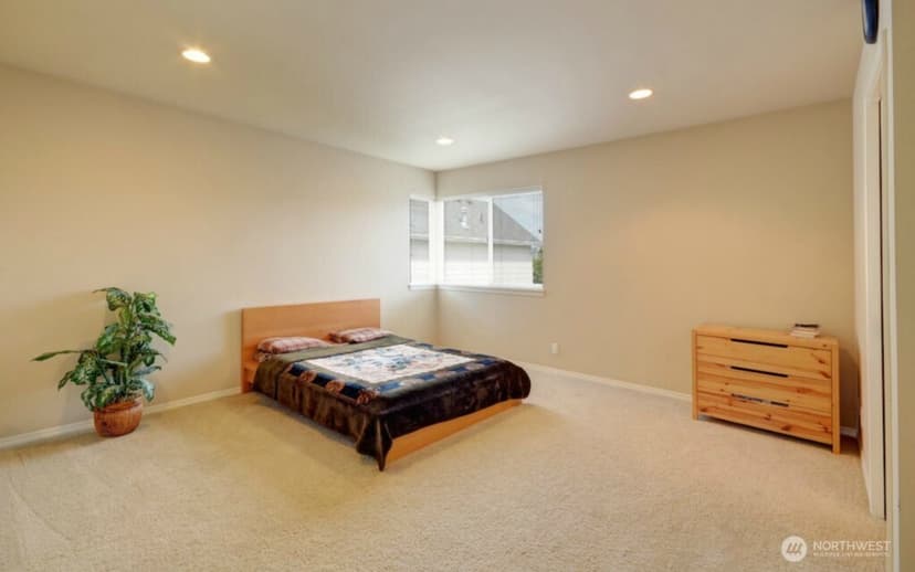 Property photo for 19130 NE 65th Way, Redmond photo 6