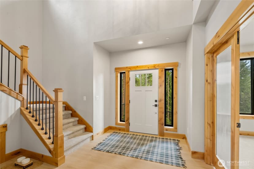 Property photo for 660 Stone Ridge Drive, Cle Elum photo 3