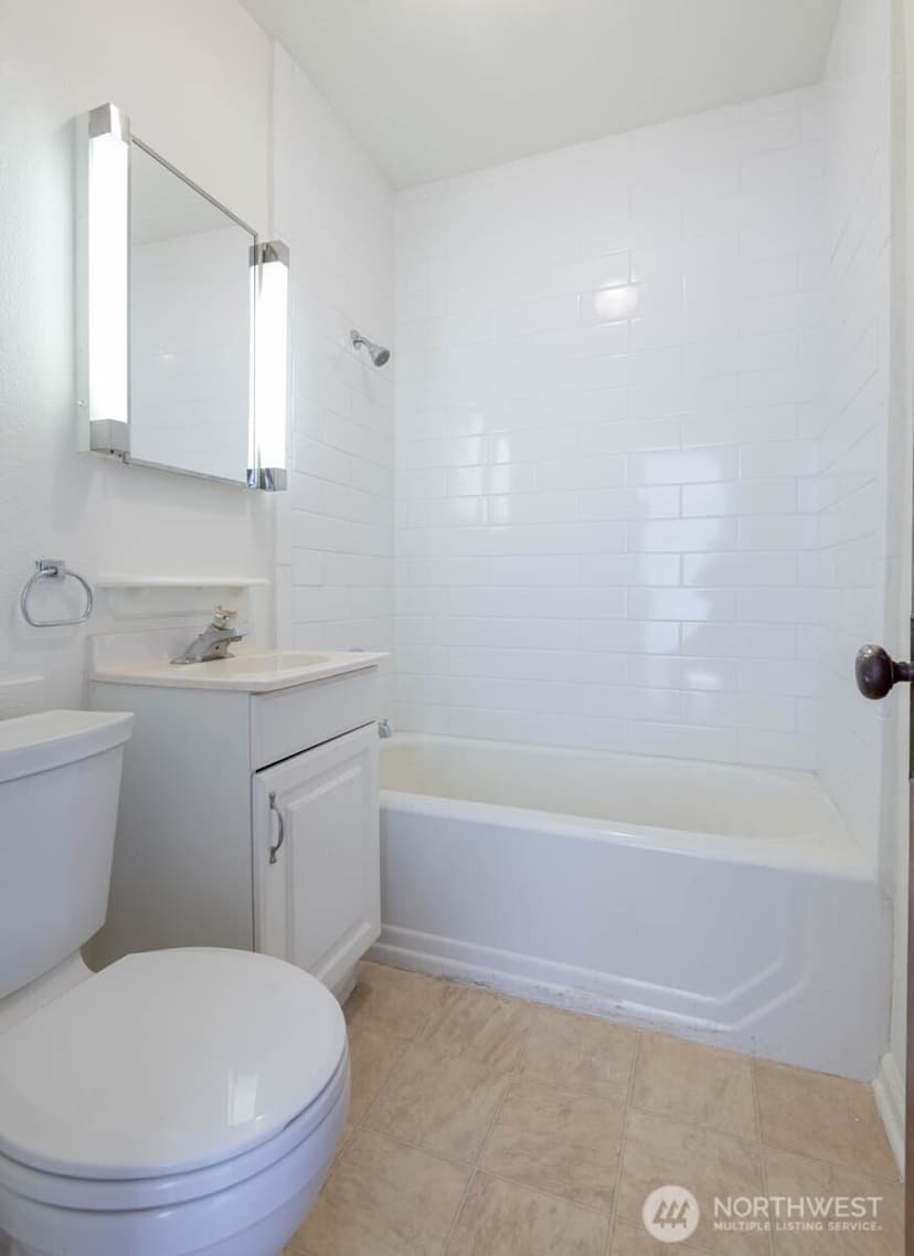 Property photo for 2710 15th Street, Bremerton photo 17