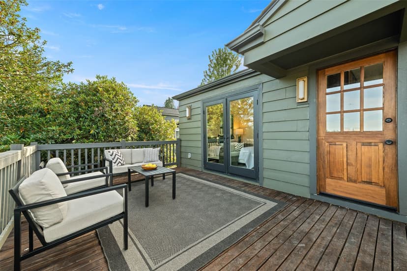 Property photo for 8622 17th Avenue NE, Seattle photo 13