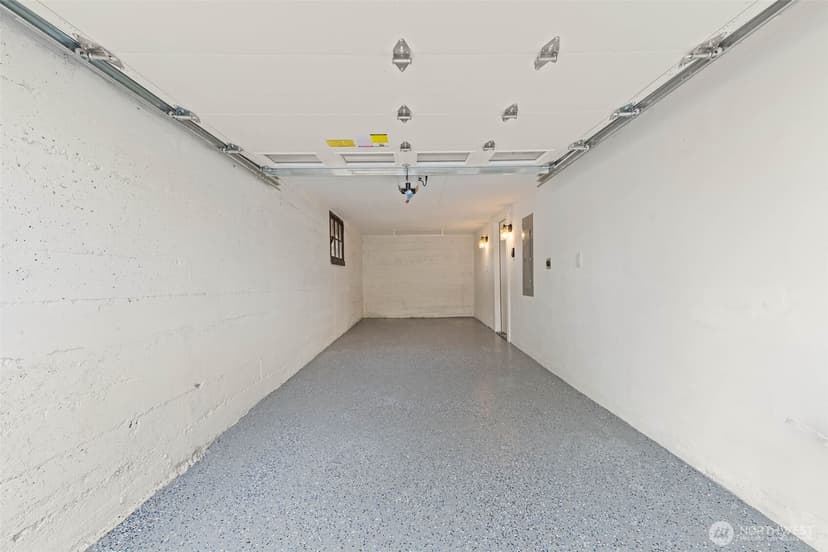 Property photo for 8622 17th Avenue NE, Seattle photo 28