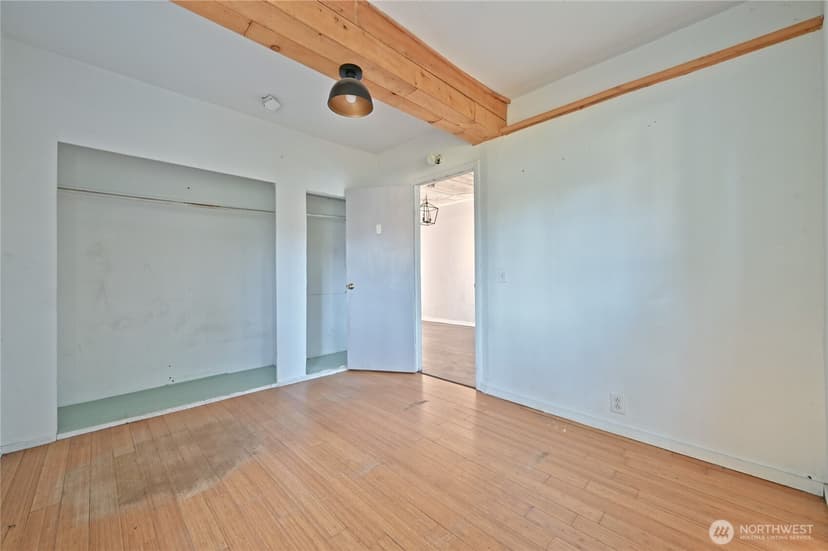 Property photo for 917 Cogean Avenue, Bremerton photo 11